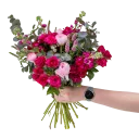 Bouquet of spray roses and ranunculus